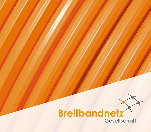 Grafik der Breitbandnetz GmbH. Hinweis auf den Glasfaserausbau und die Optimierung der digitalen Leitungsauskunft.
